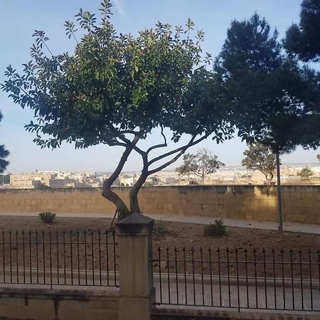 Valletta Malta フロリアーナ エクステリア 写真